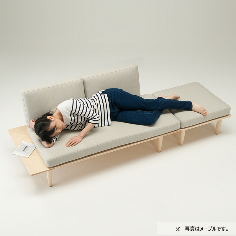 Plat Sofa [Upholstery: KH]